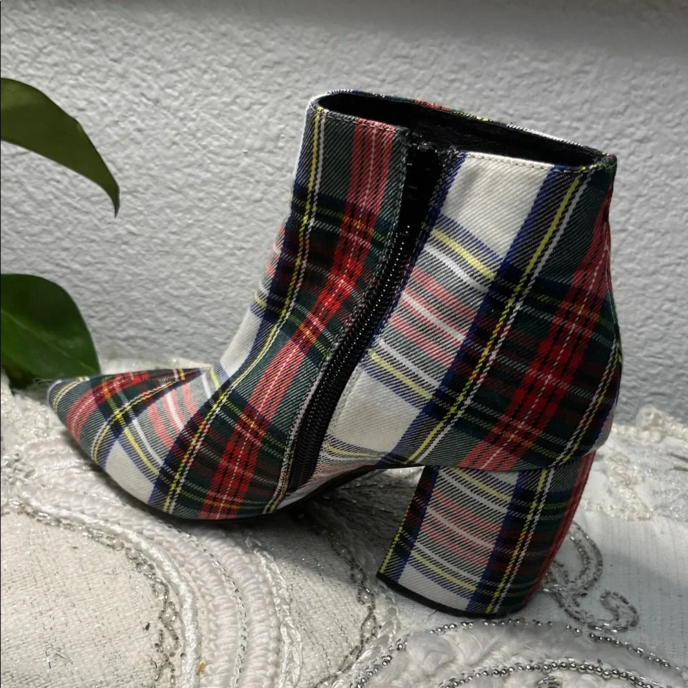 EUC Jeffrey Campbell Plaid Ankle Boots - Picture 9 of 13